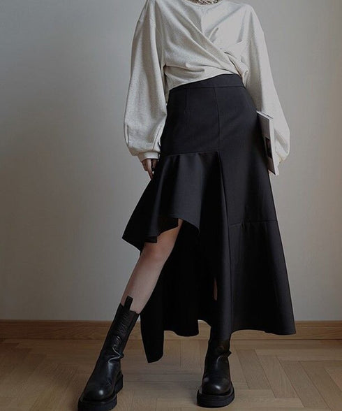 Asymmetric Flare Hem Skirt
